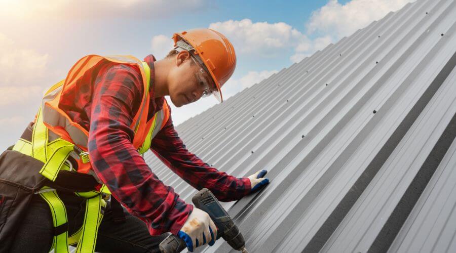 Professional Emergency Roof Repairs services in Nobleboro, ME